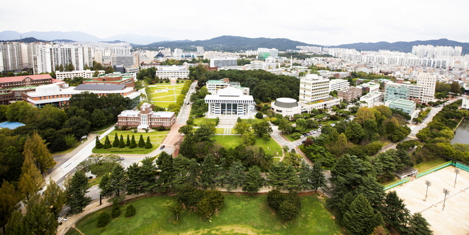 전남대학교 전경 