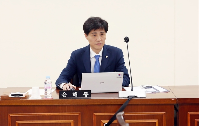윤해동 안양시의원. 