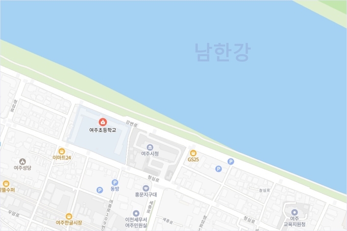 현 여주시청사 옆 여주초. ⓒ네이버지도