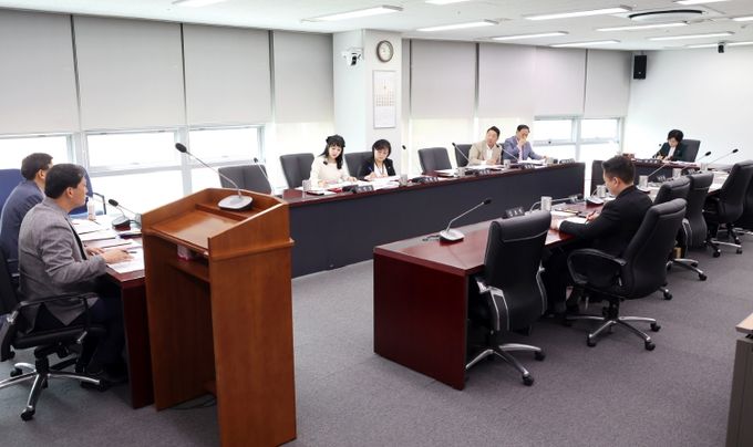 특별위원회 제7차 회의