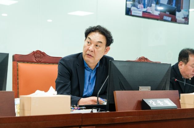 경기도의회 강웅철 의원