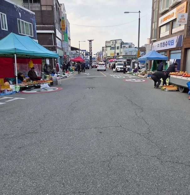 안성오일장 보행안전을 위해 노점 구획 정비에 나선다