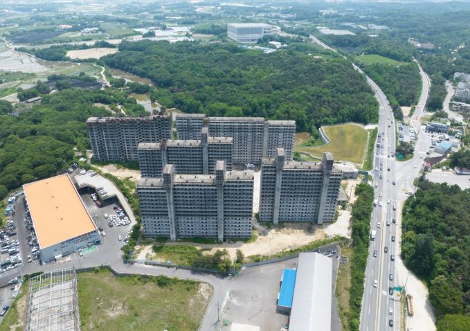 이천시, 장호원읍 이황리 장기방치 공동주택 공사 재개 기반 마련